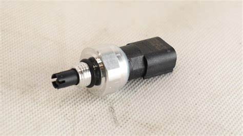 Tesla HVAC Pressure & Temperature Sensor - Replacement For Model S 2012-2022 & Model X 2016-2022 (Fits 1008516-00-C)