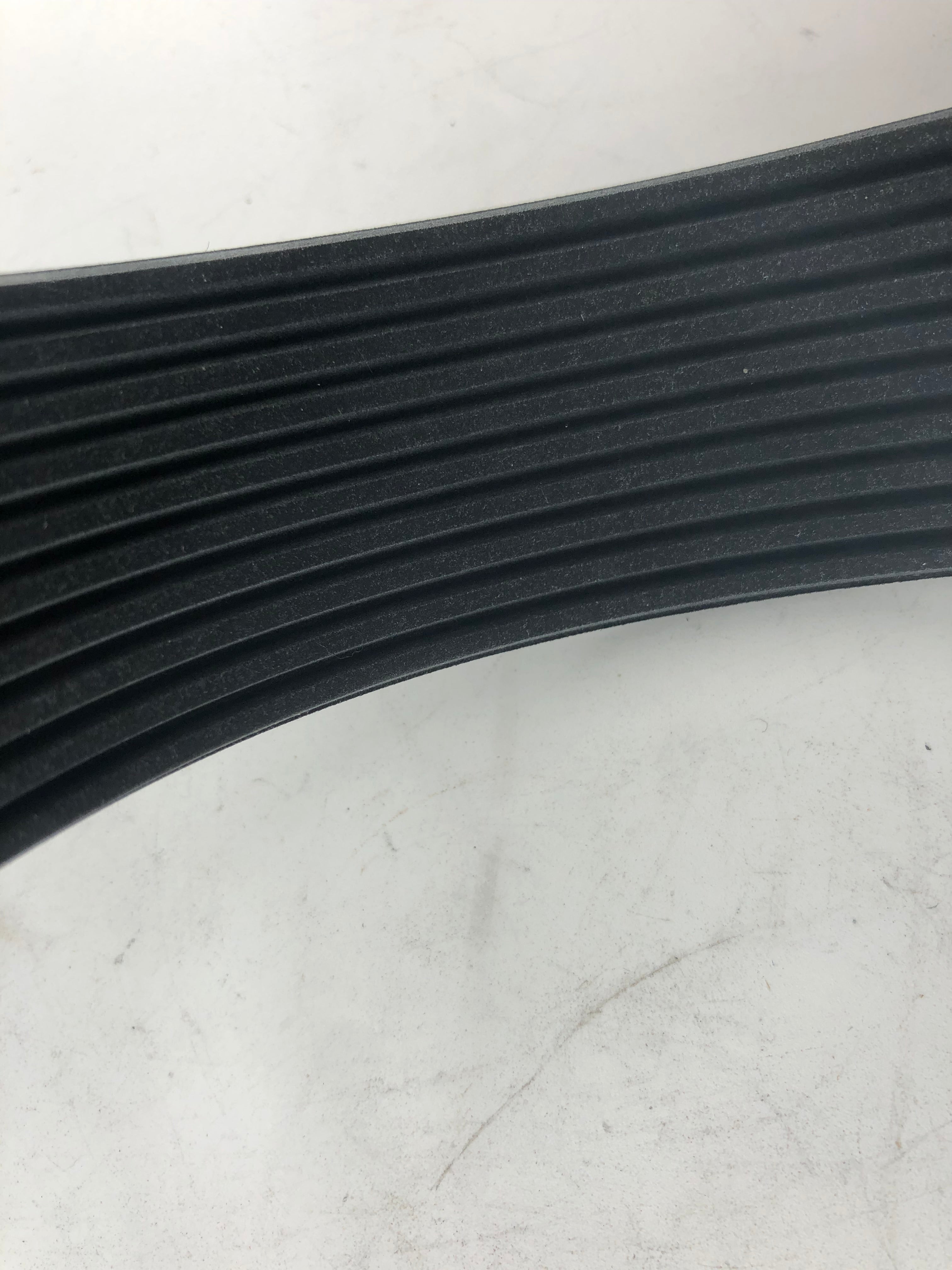 Fan Belt 3883978 3886349 VOE3883978 VOE3886349 for VOLVO PENTA TEA 1345 GE