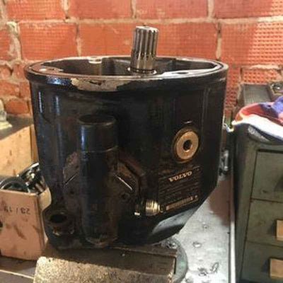 Heavy-Duty Hydraulic Pump VOE11886357 for Volvo Backhoe Loaders BL70 BL70B BL71 BL71B BL71PLUS