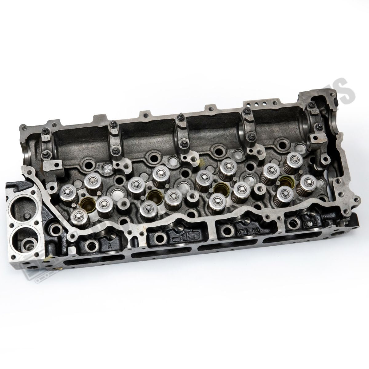 Engine 4HK1 4HK1T 4HK1TC Complete Cylinder Head with Full Gasket Kit for Isuzu Truck NPR75 NPR NQR NRR NPR-HD NPR400 NQR500 700P