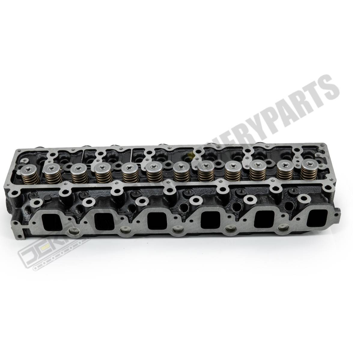 Cylinder Head for Nissan TD42 TD42T Engine TCM 2025GVC-2 TS27C Datsun Truck