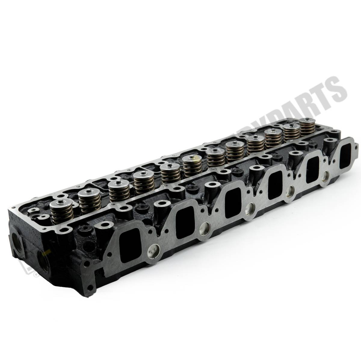 Cylinder Head for Nissan TD42 TD42T Engine TCM 2025GVC-2 TS27C Datsun Truck