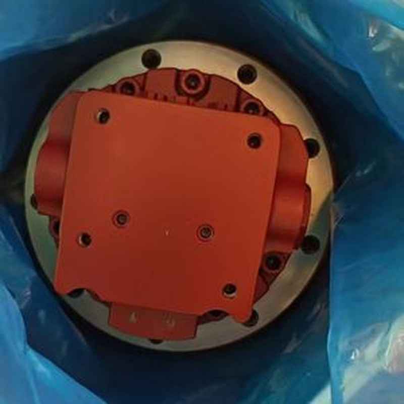 Final Drive Travel Motor 20450-52497 for Hitachi Excavator AX30-2