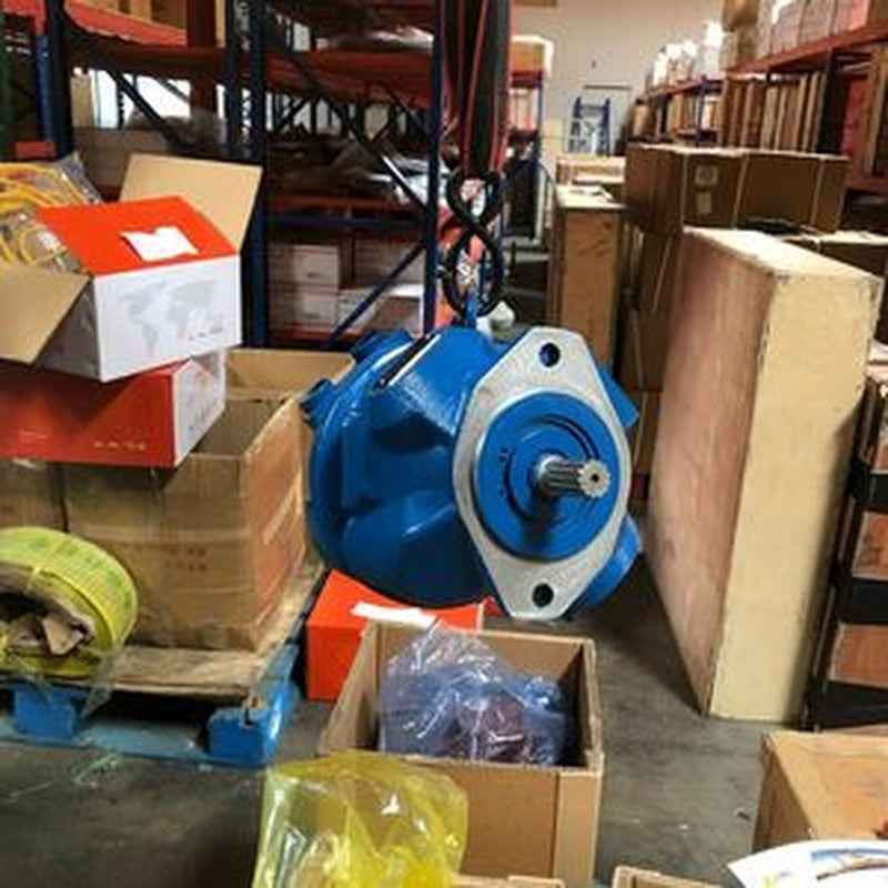 Hydraulic Main Pump Assy 2401-9286/9231 T5VP2D25 for Daewoo Doosan Excavator