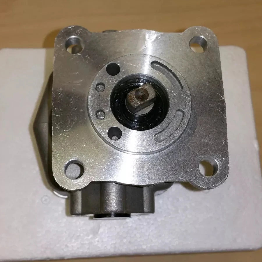 Hydraulic Pump T2305-76102 for Kioti Tractor LB1914 – Buymachineryparts