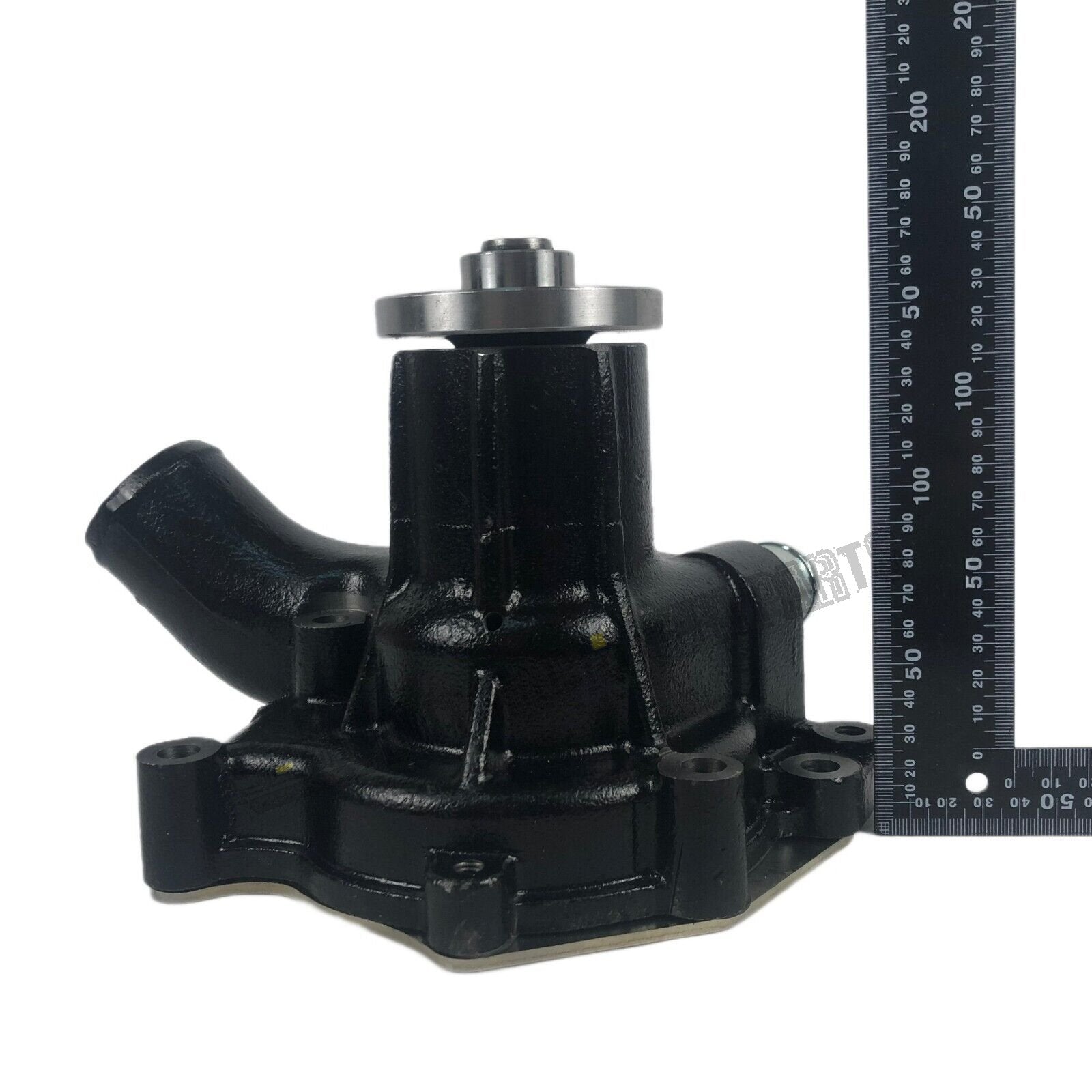 New Engine Water Pump Z1136500180 Fit for Hitachi John Deere Excavator 135CRTS