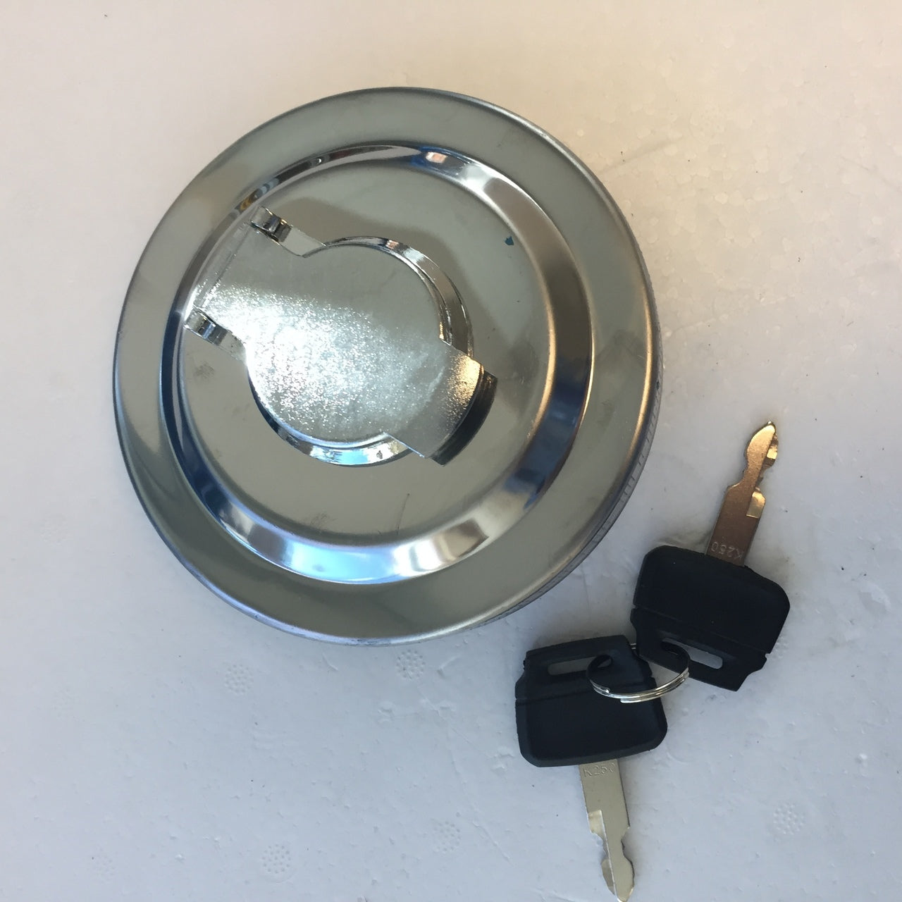FUEL CAP With 2 KEYS K250 for KOBELCO SK160 SK250 SK330 sk480 SK260