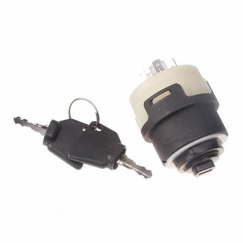 Ignition Switch With 2 Keys 85804674 for New Holland LB110 LB115 LB60 LB75 LB75.B LB90 LB95 LV60 LV80 U80 U80B
